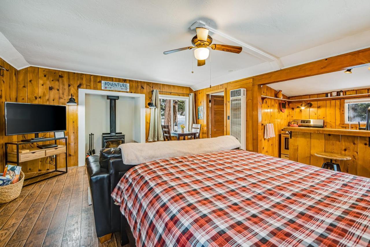 Creekside Cabin Hotel Idyllwild Exterior photo
